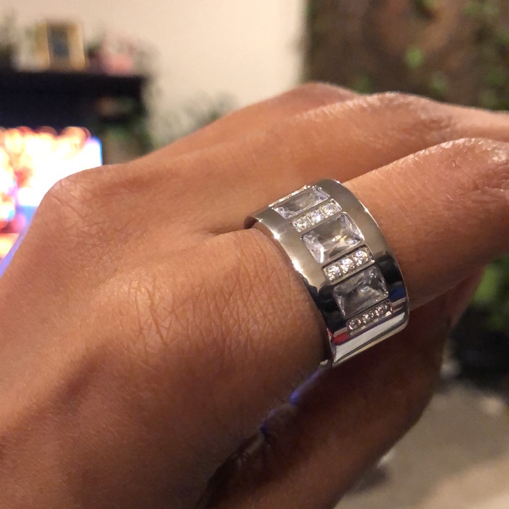 Silver Ring With Swarovski Elements Size 7 - image 5